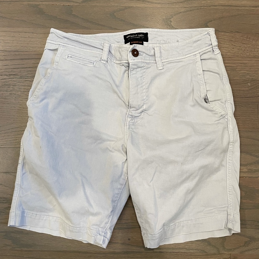 American Eagle men’s dress shorts